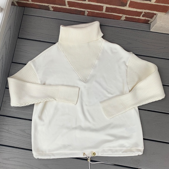 Varley Hannah Cowl Neck Sweatshirt - Picture 2 of 13